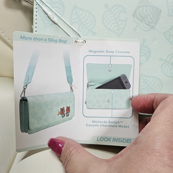 Nintendo Switch Animal Crossing Kids Crossbody Case - Picture 12 of 13